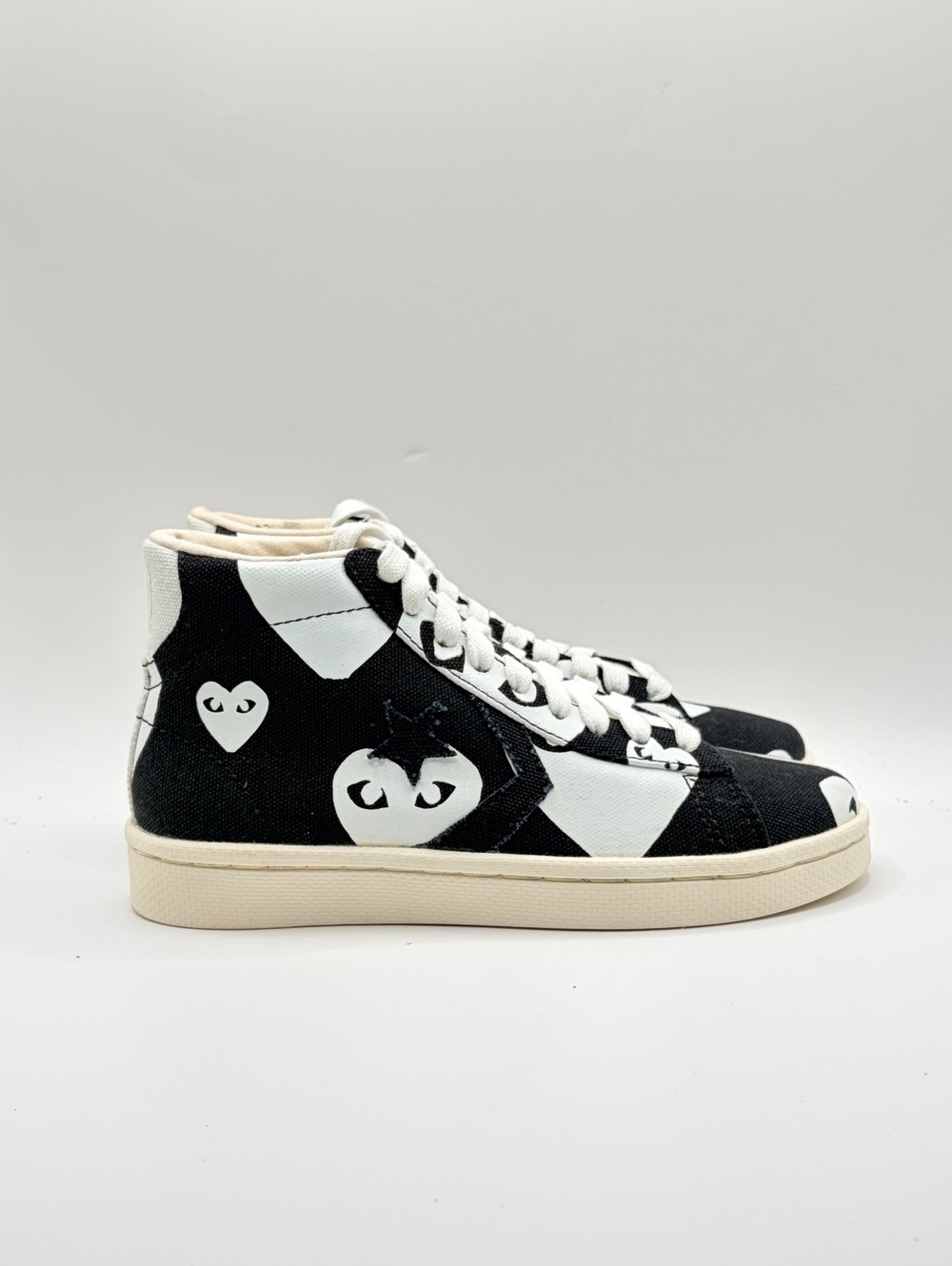 Converse x Comme des Garcon Play x Pro 4M/5.5W